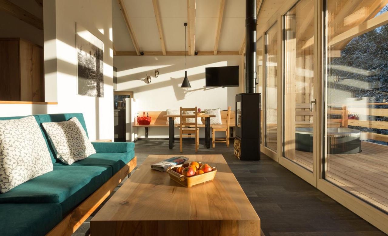 Forstgut - Premium Waldchalets Und Lodge Suiten Regen Eksteriør billede