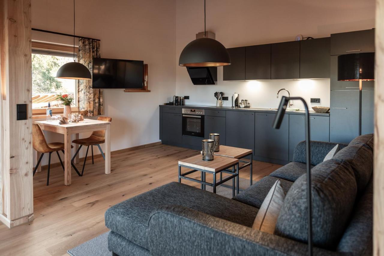 Forstgut - Premium Waldchalets Und Lodge Suiten Regen Eksteriør billede